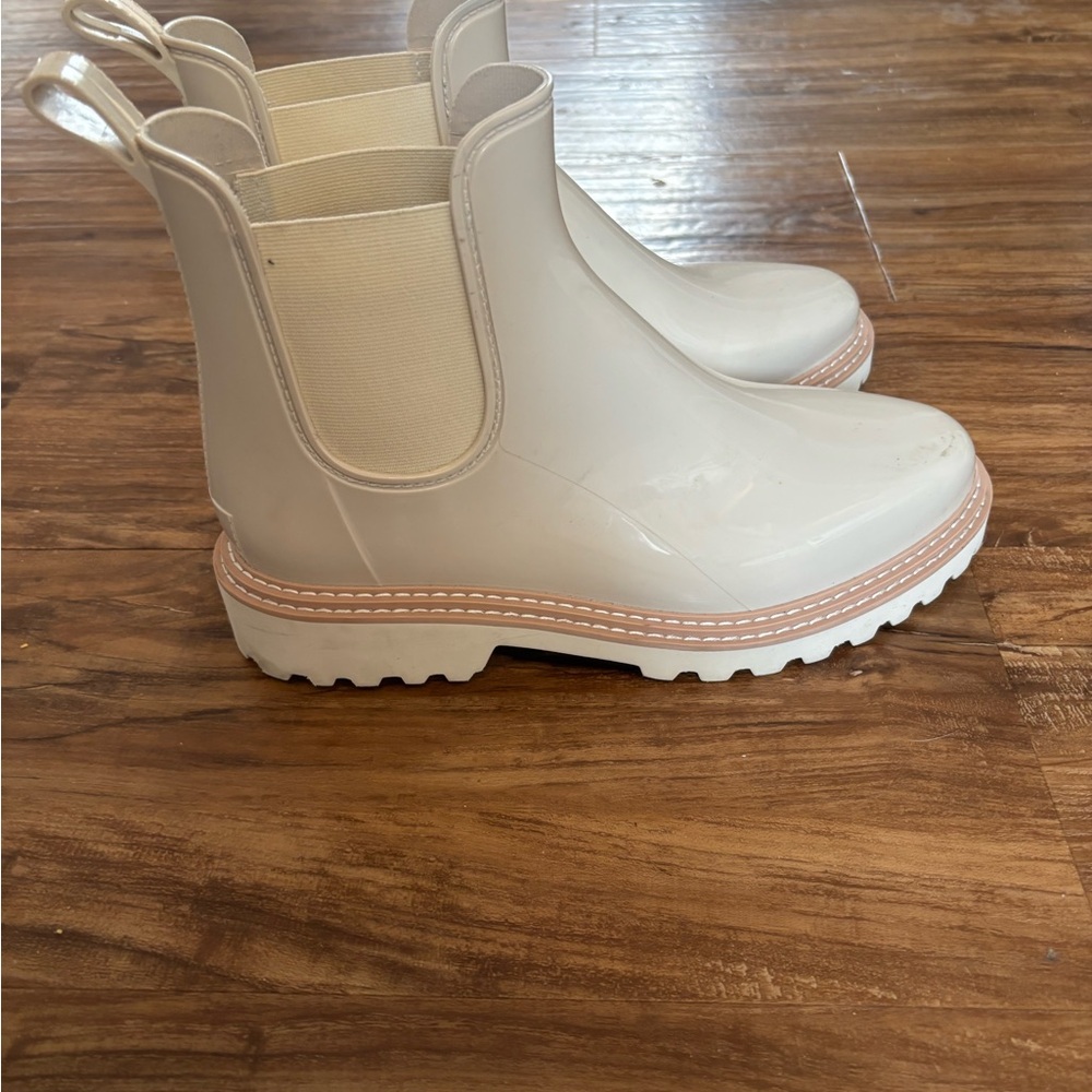 Dolce Vita Off-White Rain Boots